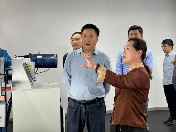 市场监管局领导莅临辉达娱乐考察调研