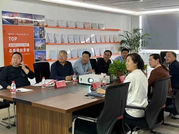政导企行 联动创新——徐州经开区市场监管局领导莅临辉达娱乐考察调研